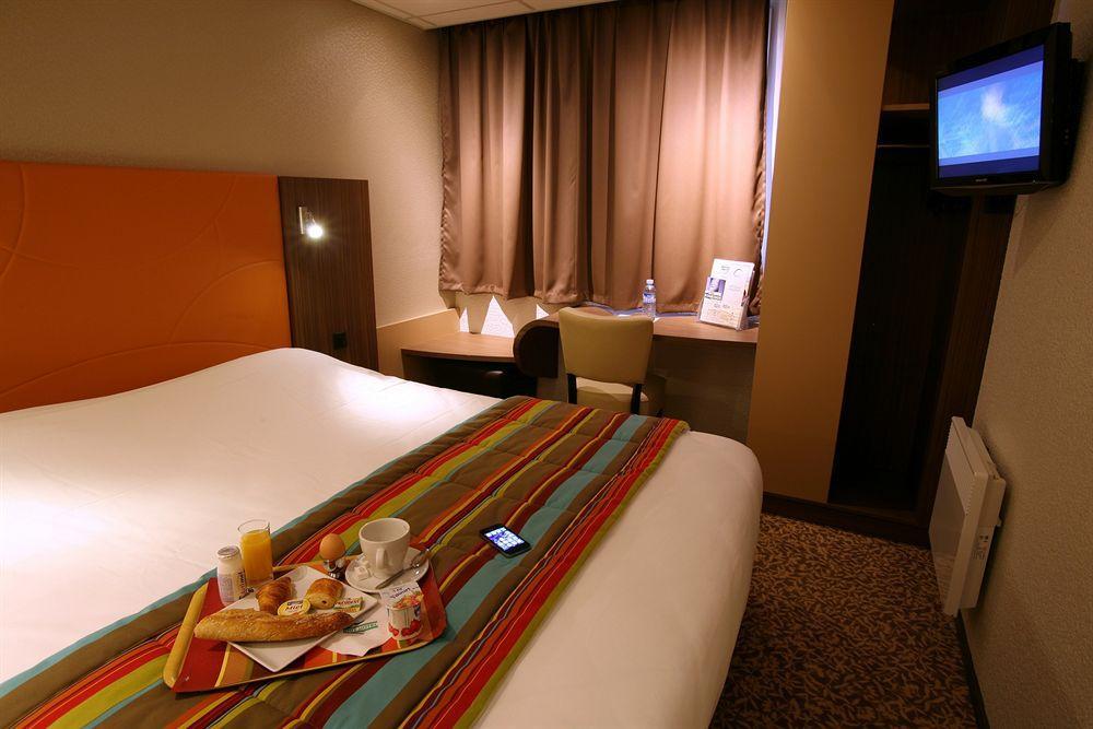 Brit Hotel Le Kerann Nantes St Herblain - Zac De La Lorie Saint-Herblain Zimmer foto